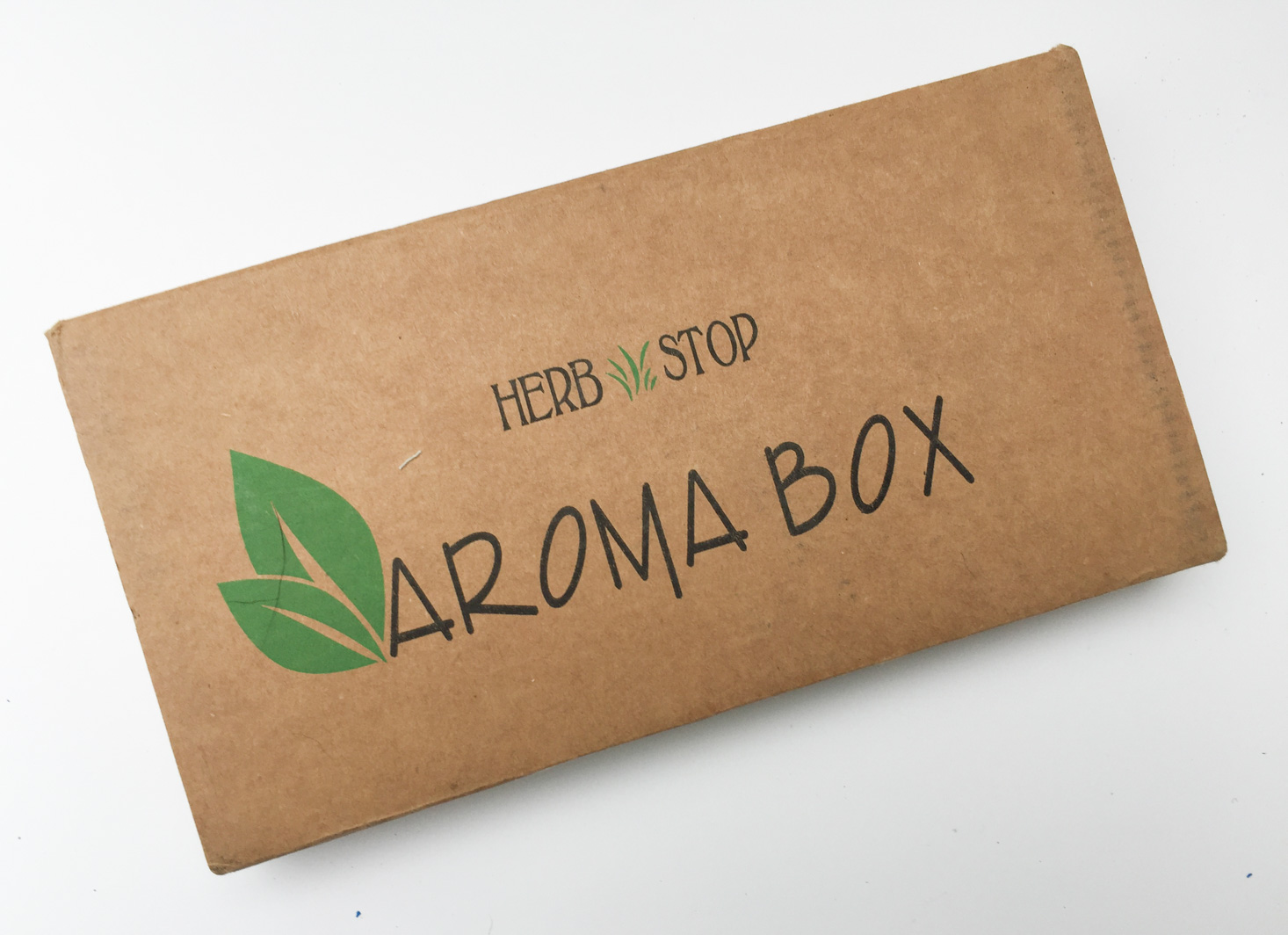 AromaBox Essential Oil Box Review + Coupon – March 2018