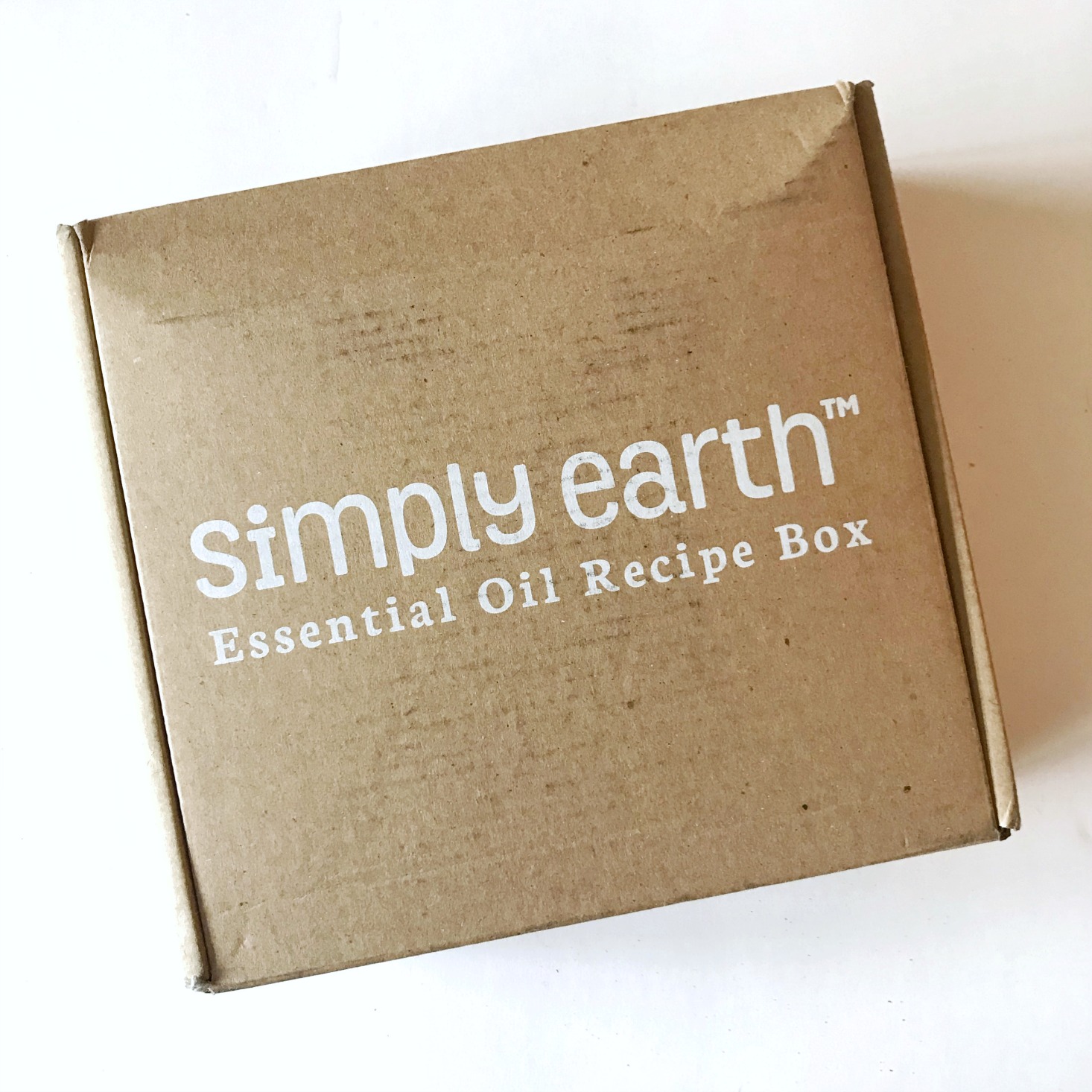 Simply Earth Essential Oil Recipe Box Review + Coupon – June 2018