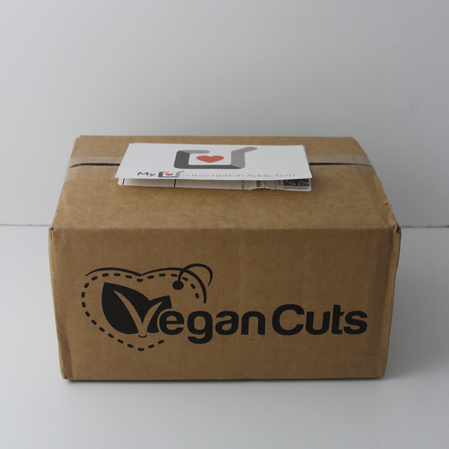 Vegan Cuts Snack Subscription Box Review – June 2018