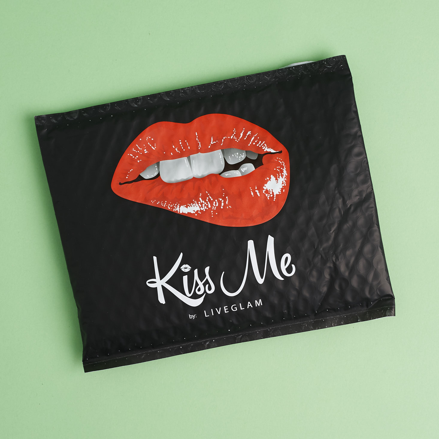 LiveGlam KissMe Lipstick Subscription Review + Coupon – August 2018