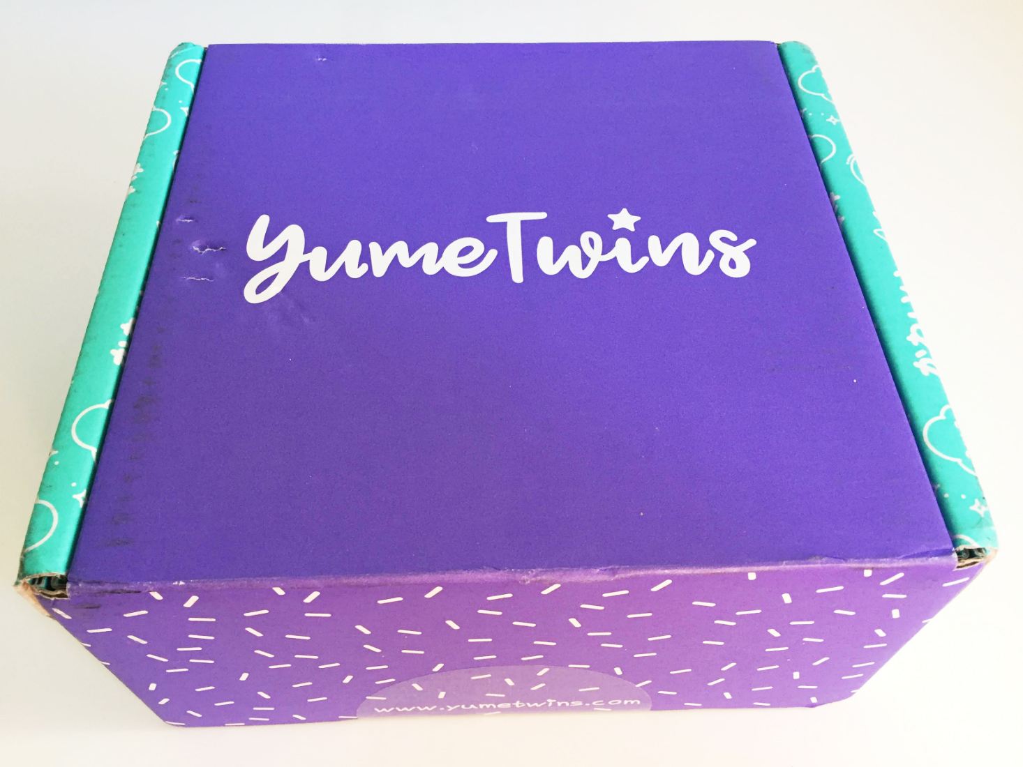 YumeTwins Subscription Box Review + Coupon – July 2018