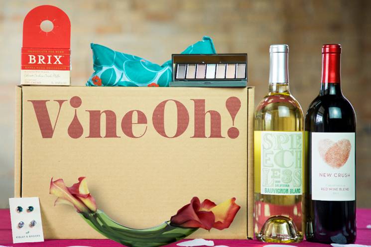 VineOh! Coupon – $10 Off Plus Bonus Wine Bottle + Free Gift!