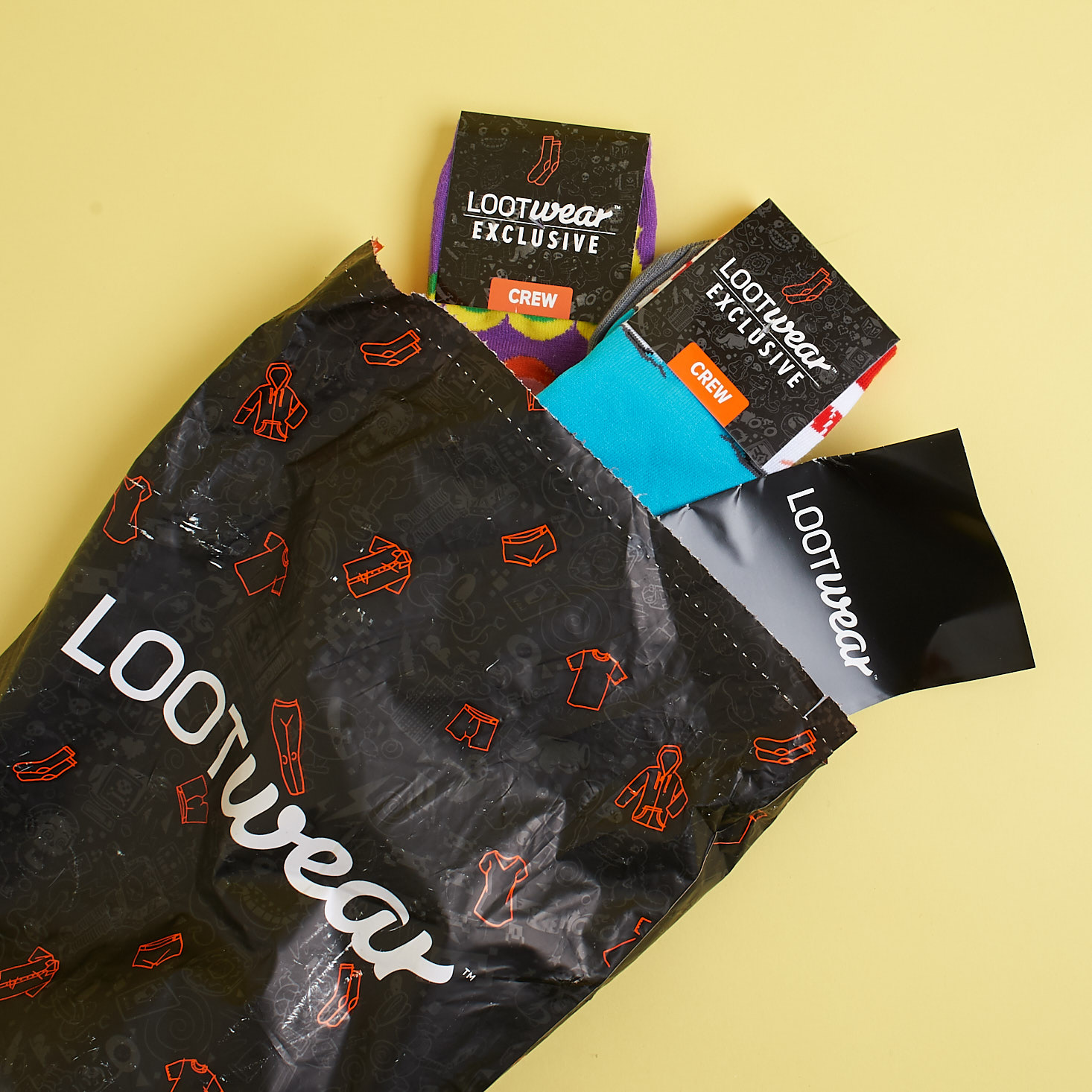 Loot Socks Subscription by Loot Crate Review + Coupon – June 2018