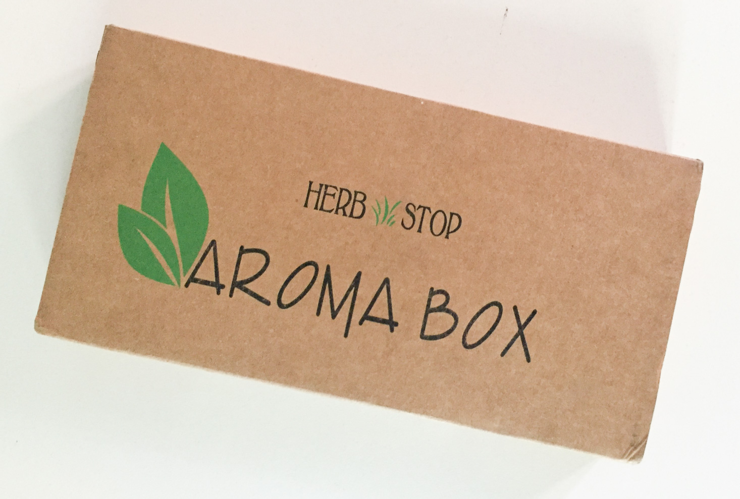 AromaBox Essential Oil Box Review + Coupon – July 2018