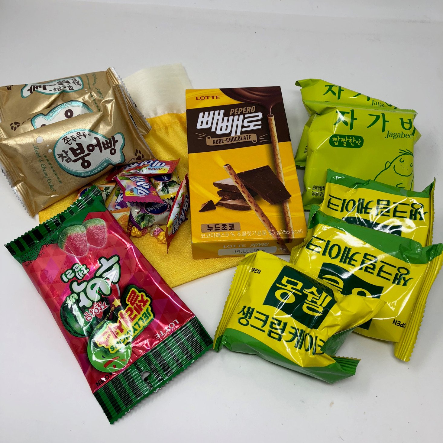 Korean Snacks Box Review + Coupon – August 2018