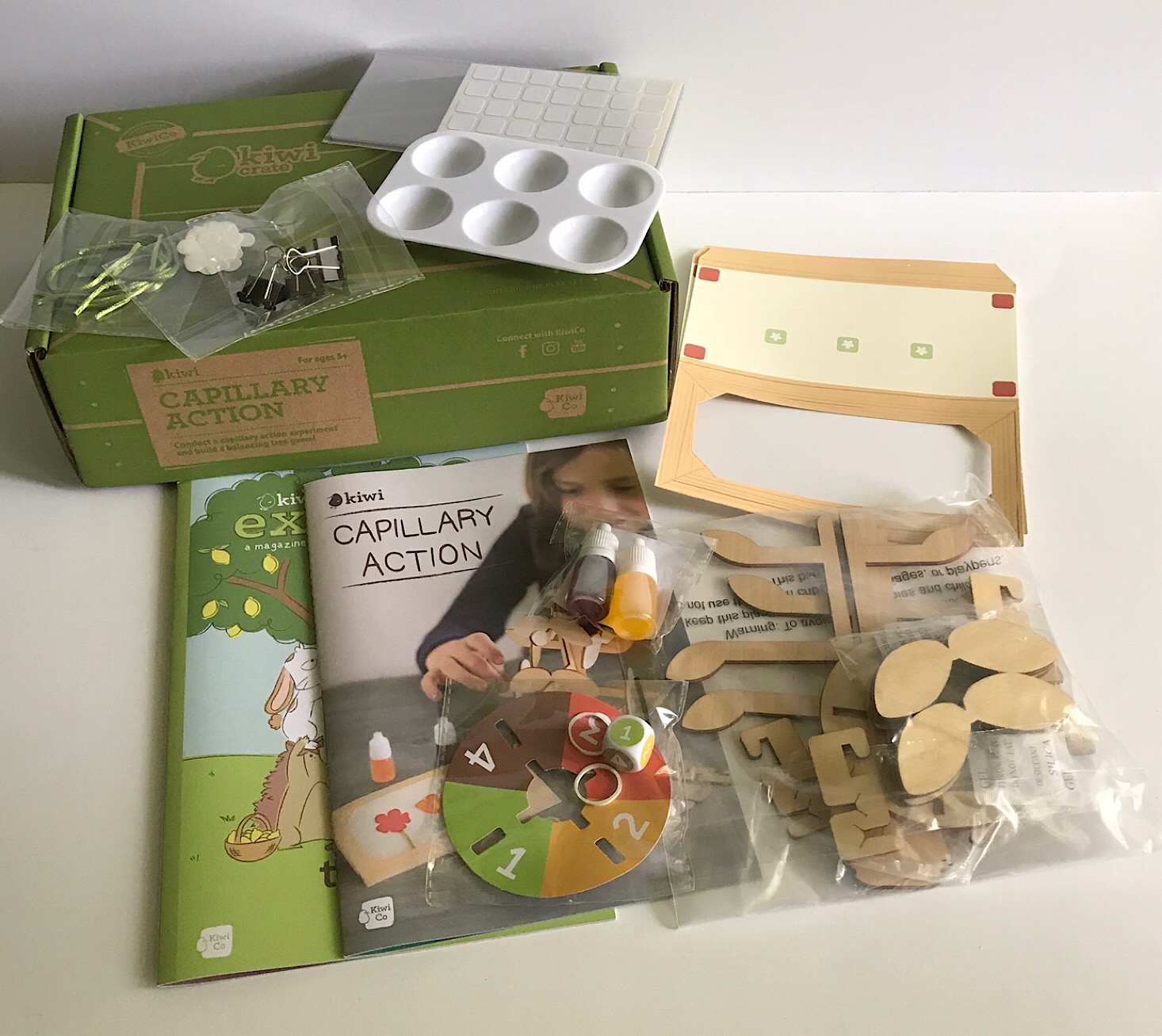 Kiwi Crate Subscription Box Review + Coupon – September 2018