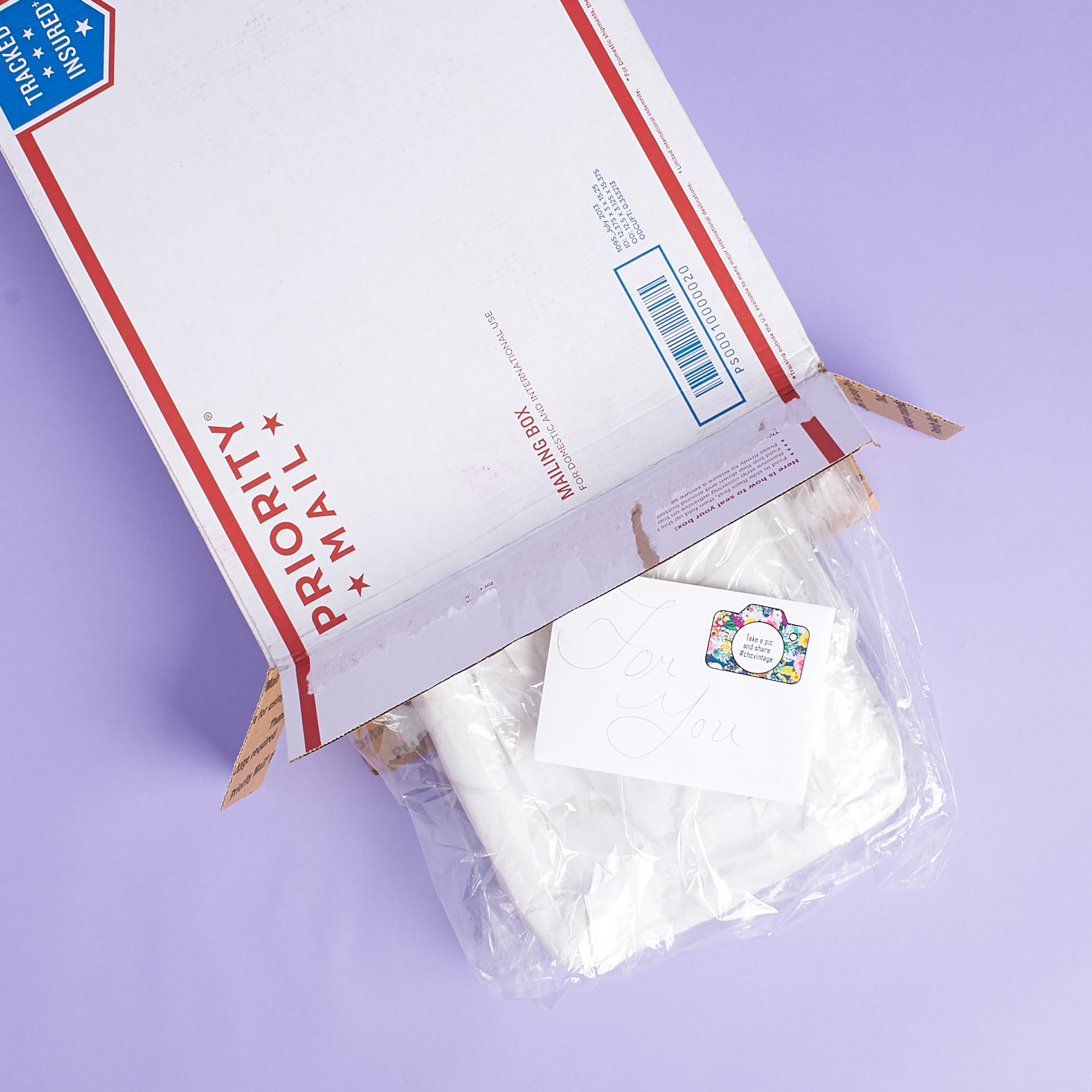 CHC Vintage Tees and Accessories Subscription Box Review – September 2018