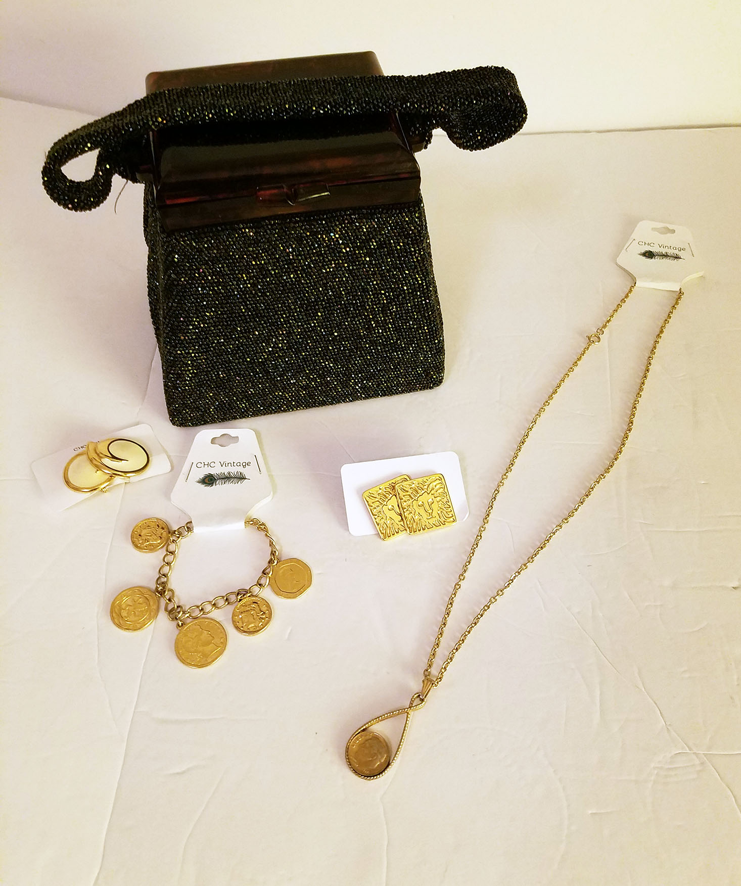 CHC Vintage Accessories Box Review – August 2018