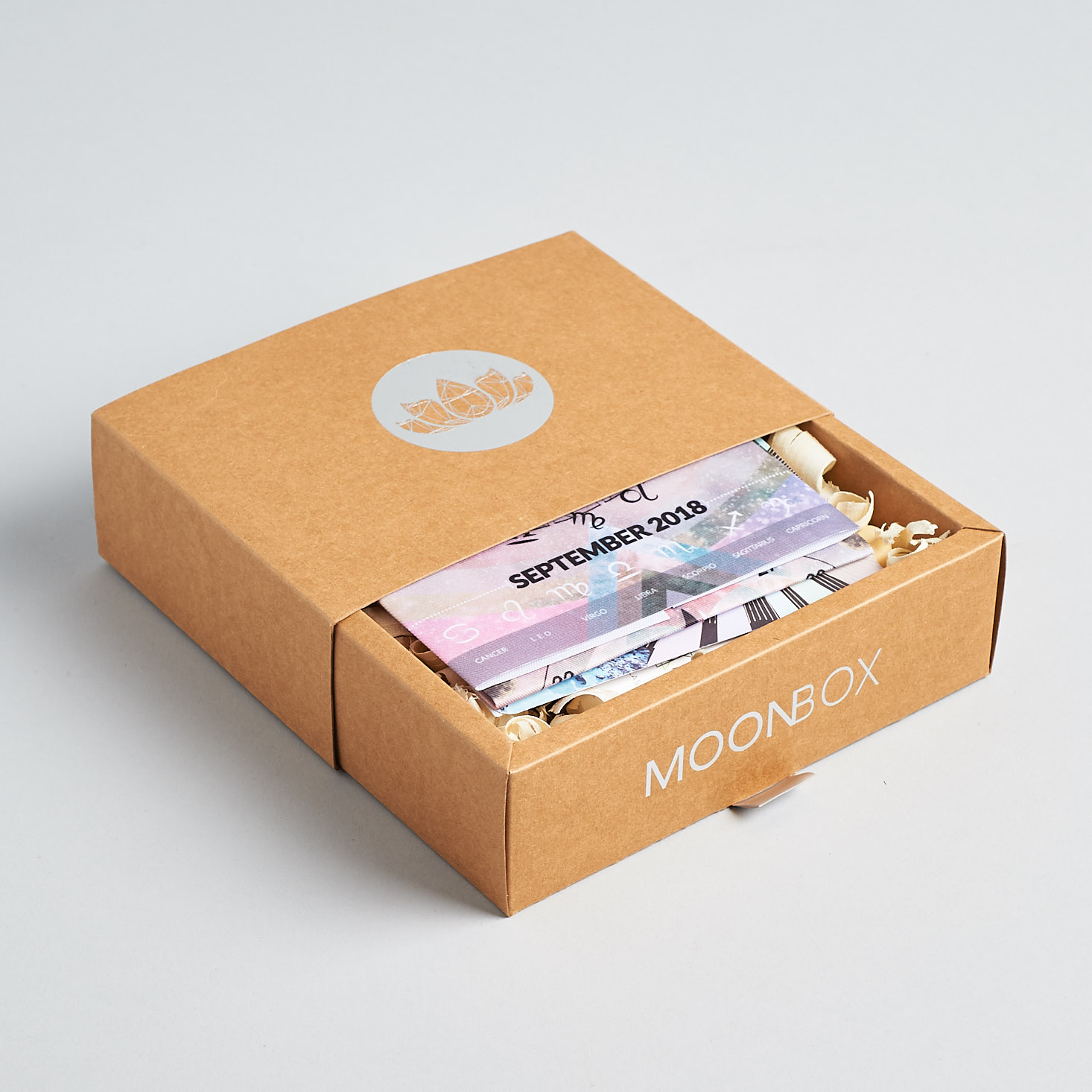 MoonBox by Gaia Collective “Align” Review + Coupon – September 2018