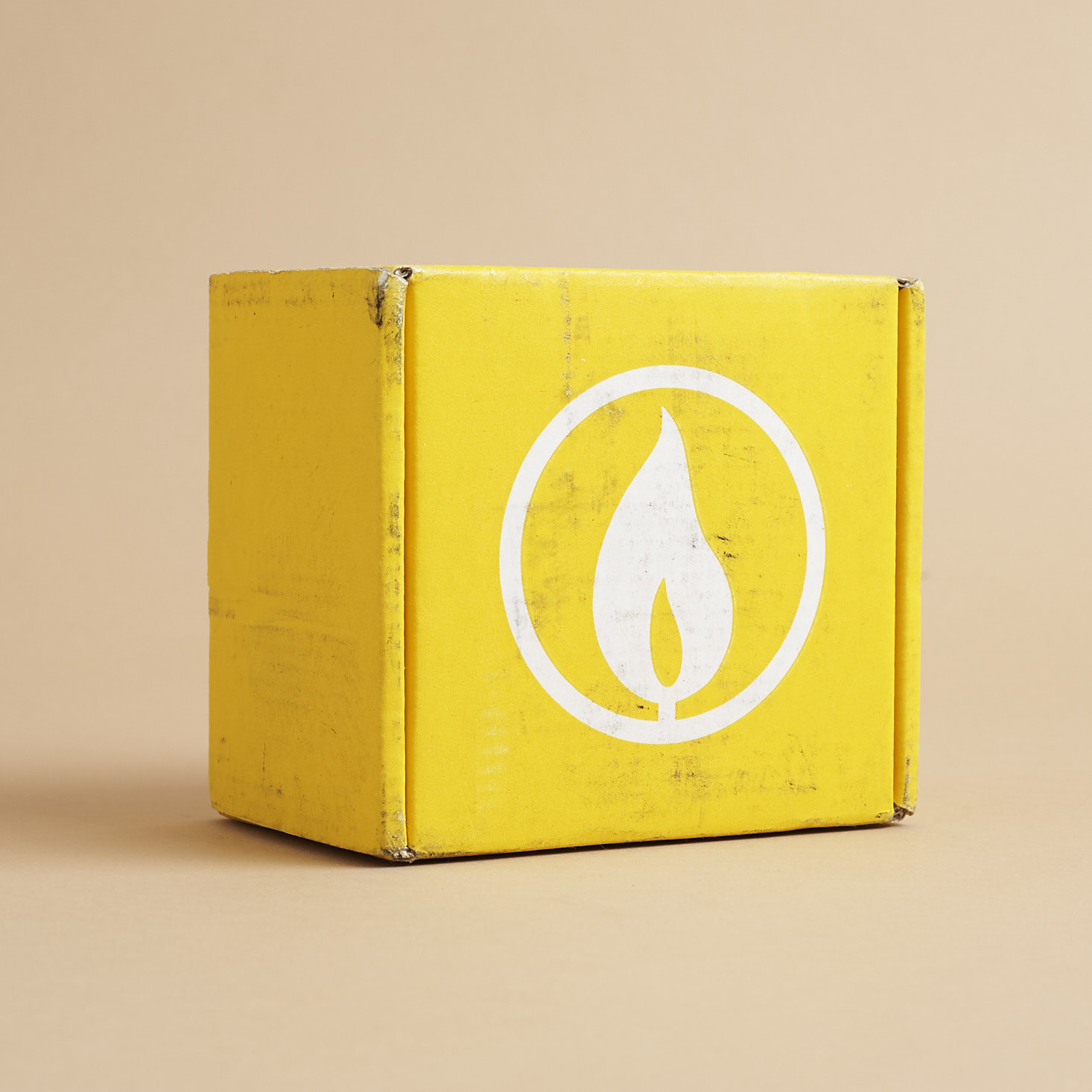 Vellabox Candle Subscription “Ignis” Review – September 2018