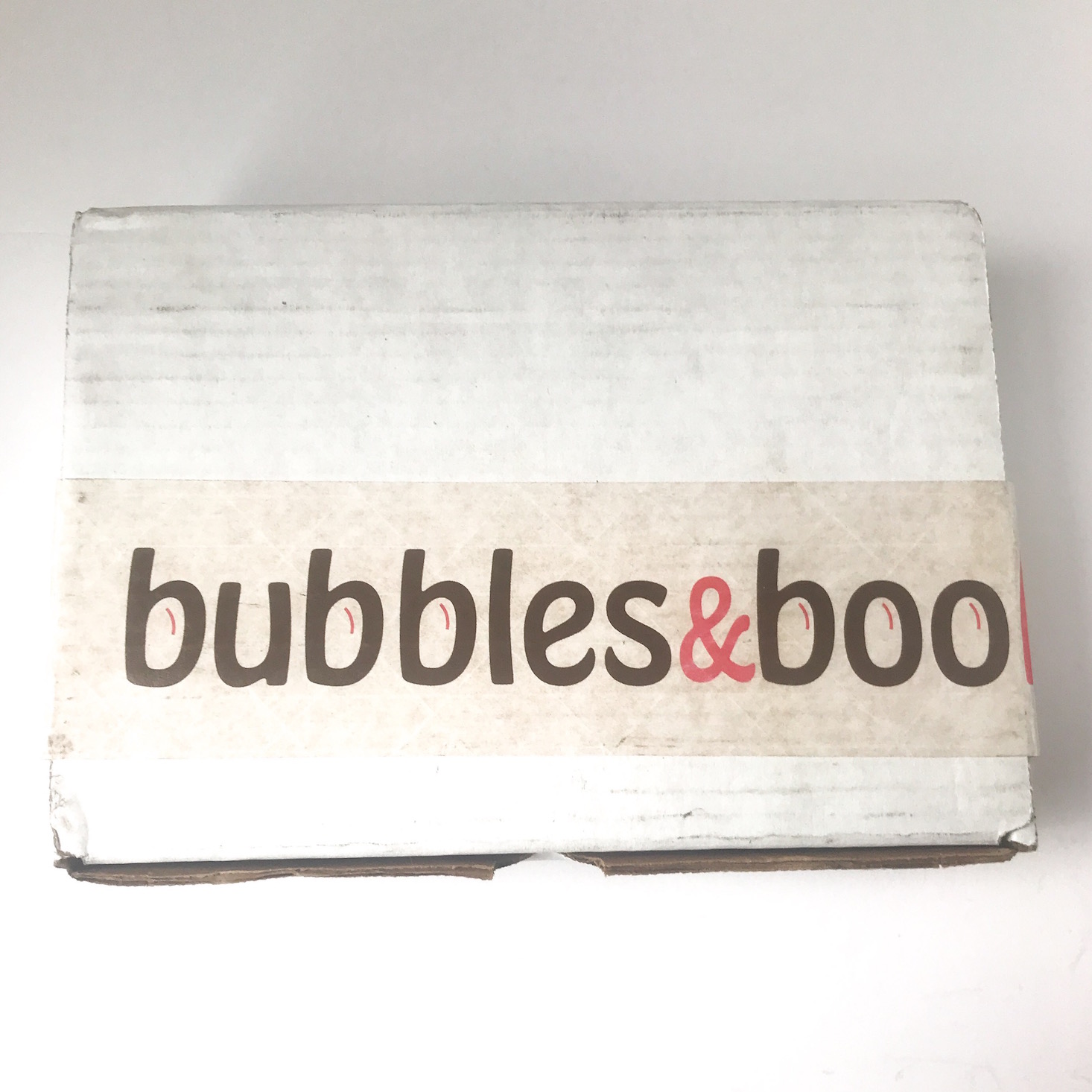 Bubbles & Books Subscription Review + Coupon – September 2018