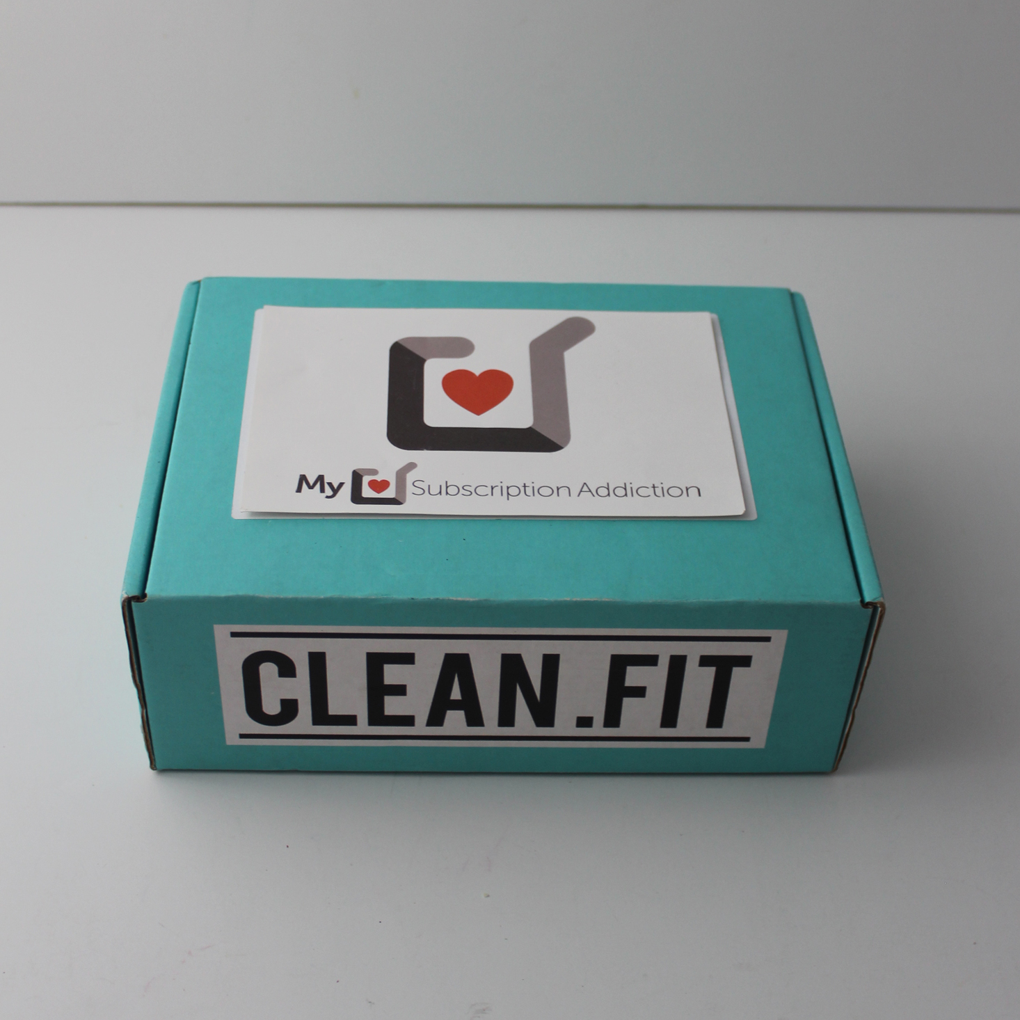 CLEAN.FIT Box Fitness Subscription Review + Coupon – October 2018