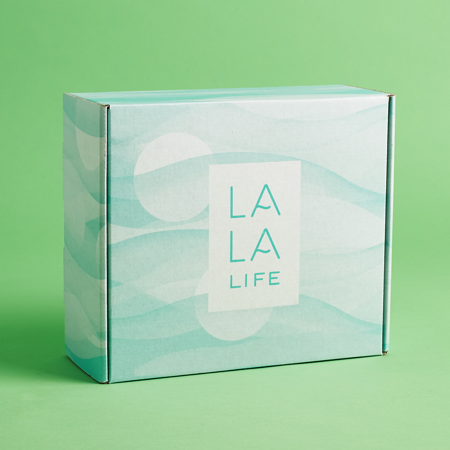 La La Life Wellness & Self-Care Subscription Box – Fall 2018 Review + Coupon