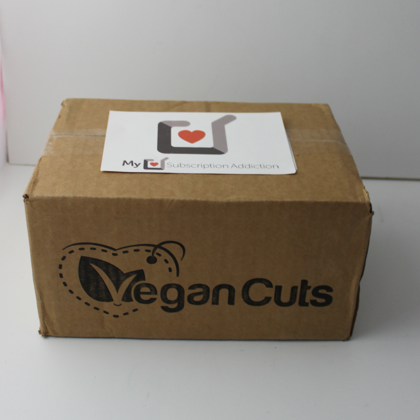 Vegan Cuts Beauty Box Subscription Review – October 2018