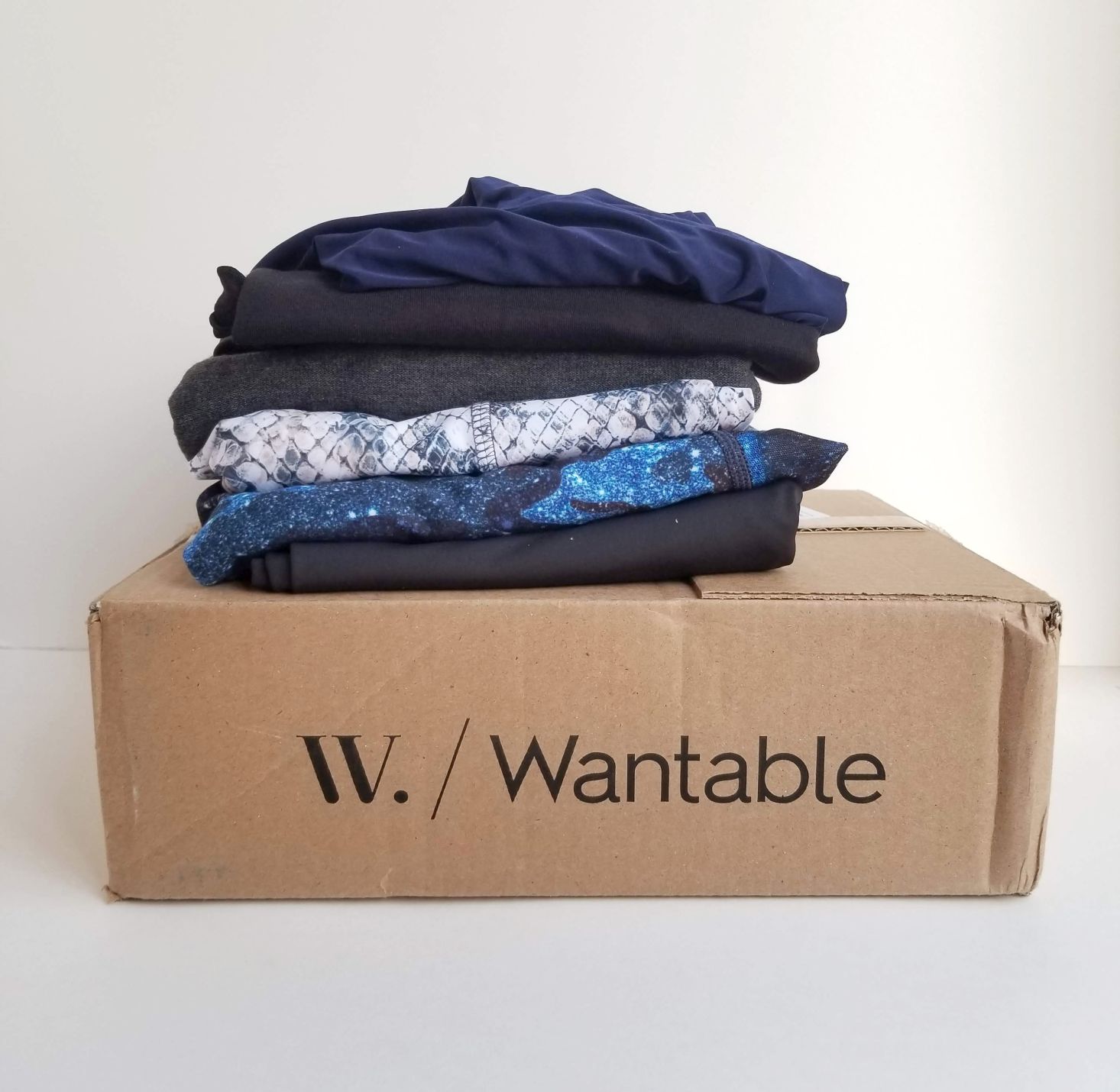 Wantable Fitness Subscription Box Review – October 2018