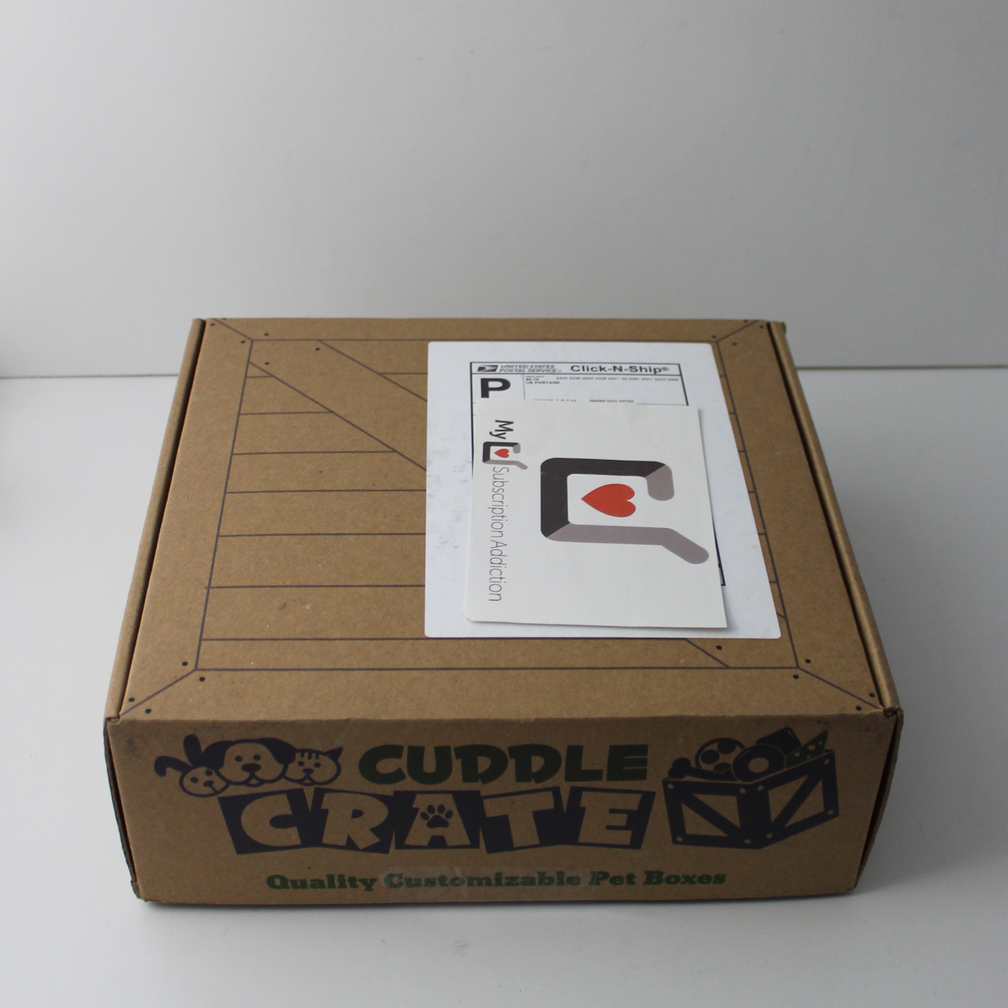 Cuddle Crate Cat Box Review + Coupon – November 2018