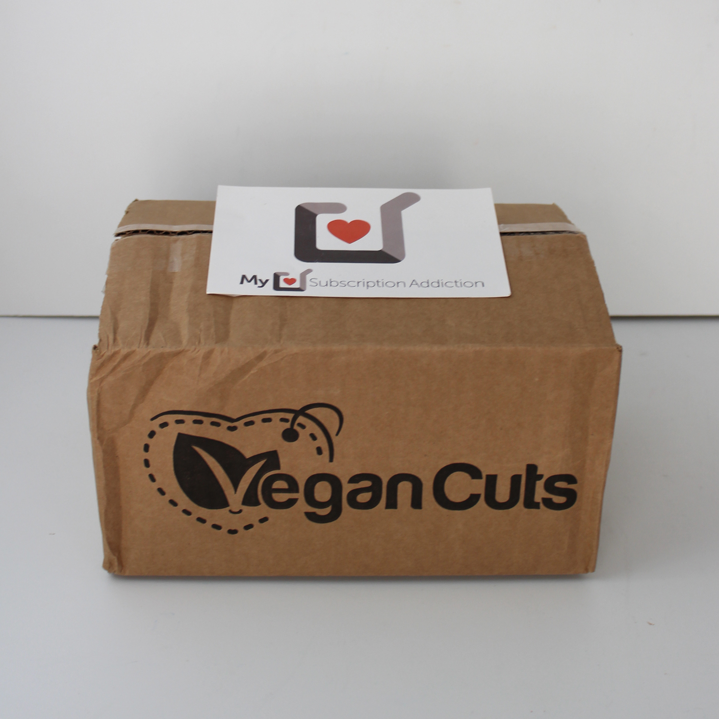 Vegan Cuts Snack Box Review – November 2018