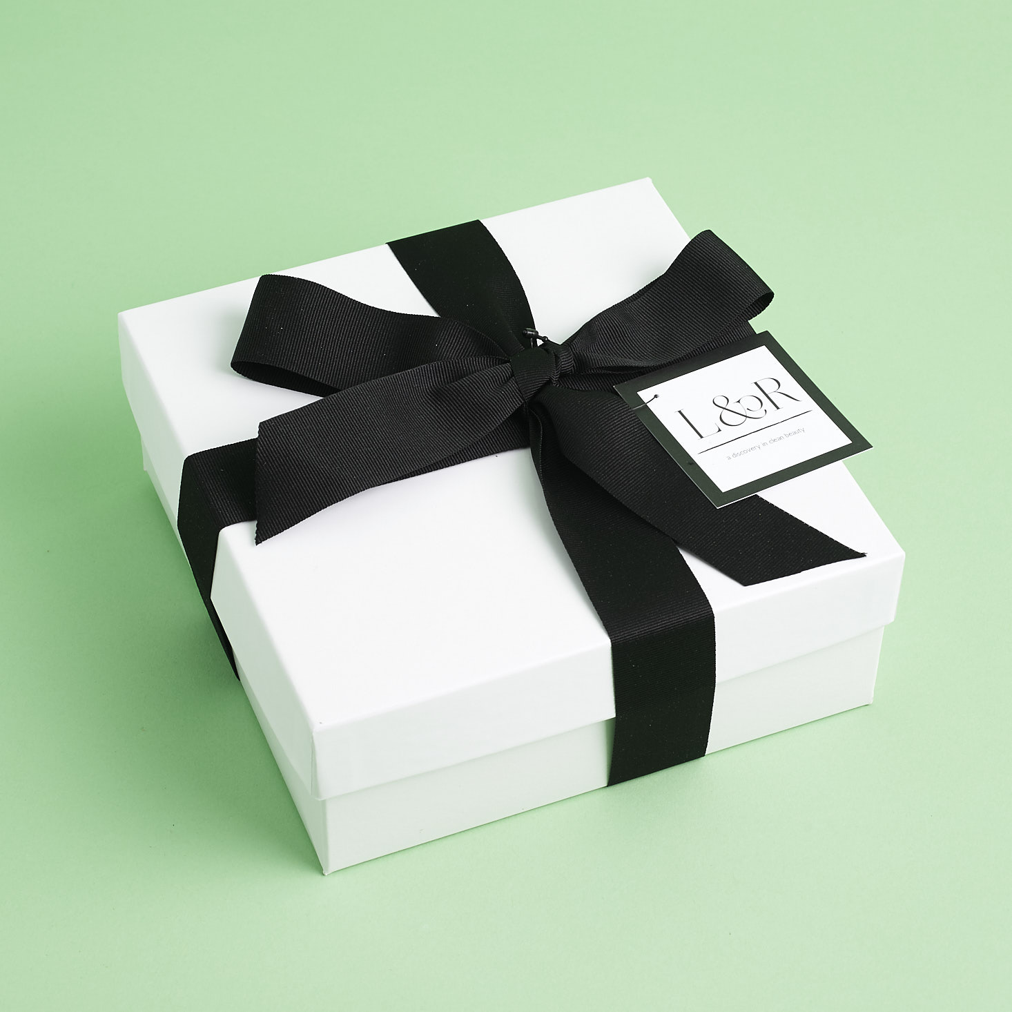 Laurel & Reed Subscription Box Review + Coupon – December 2018