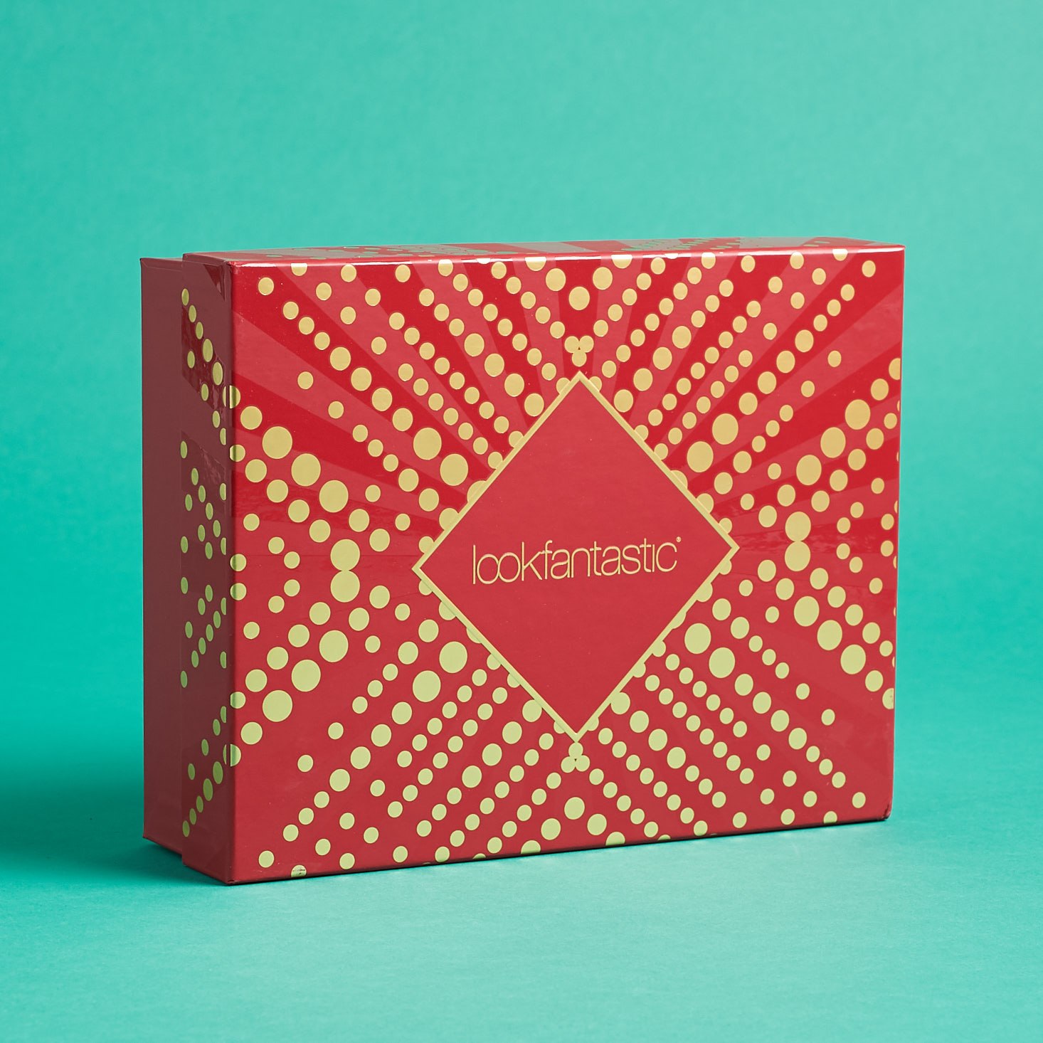 Look Fantastic Beauty Box Review – December 2018