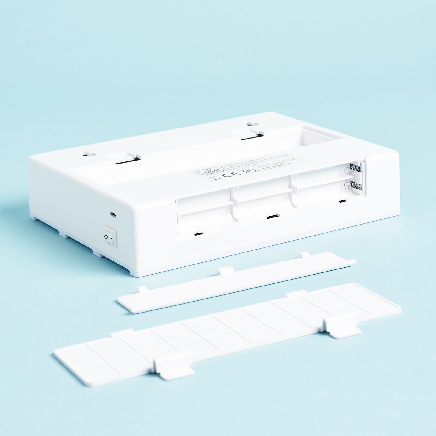 bottom battery compartment