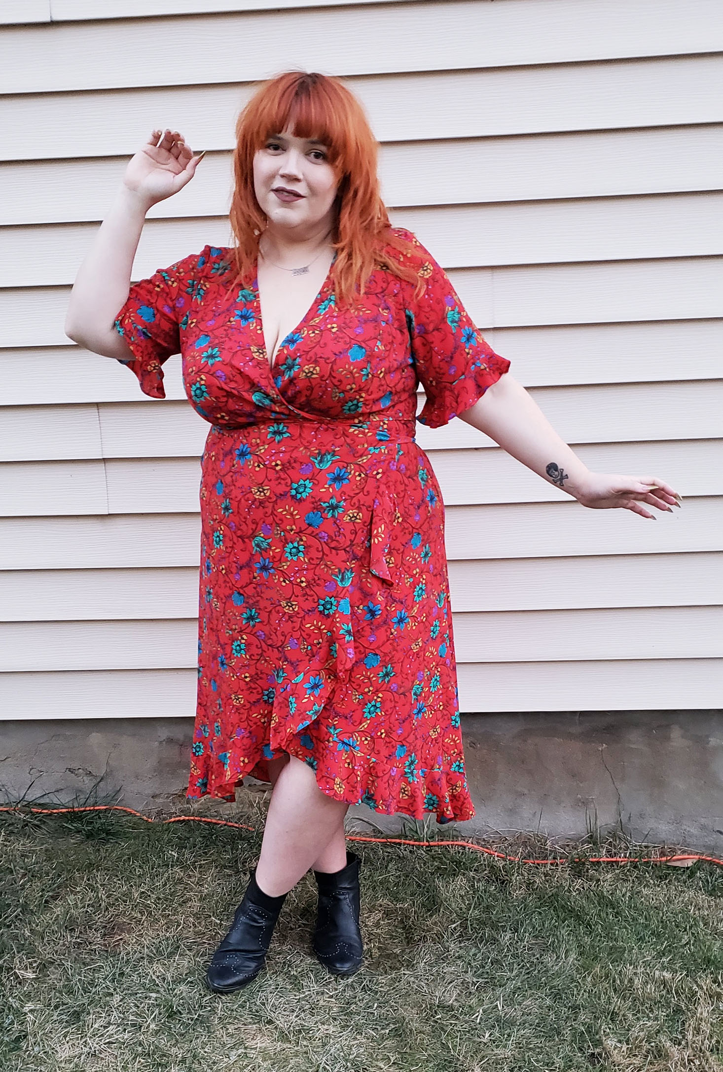 Gwynnie Bee Bold Printed Clothing Review + Free Month Coupon