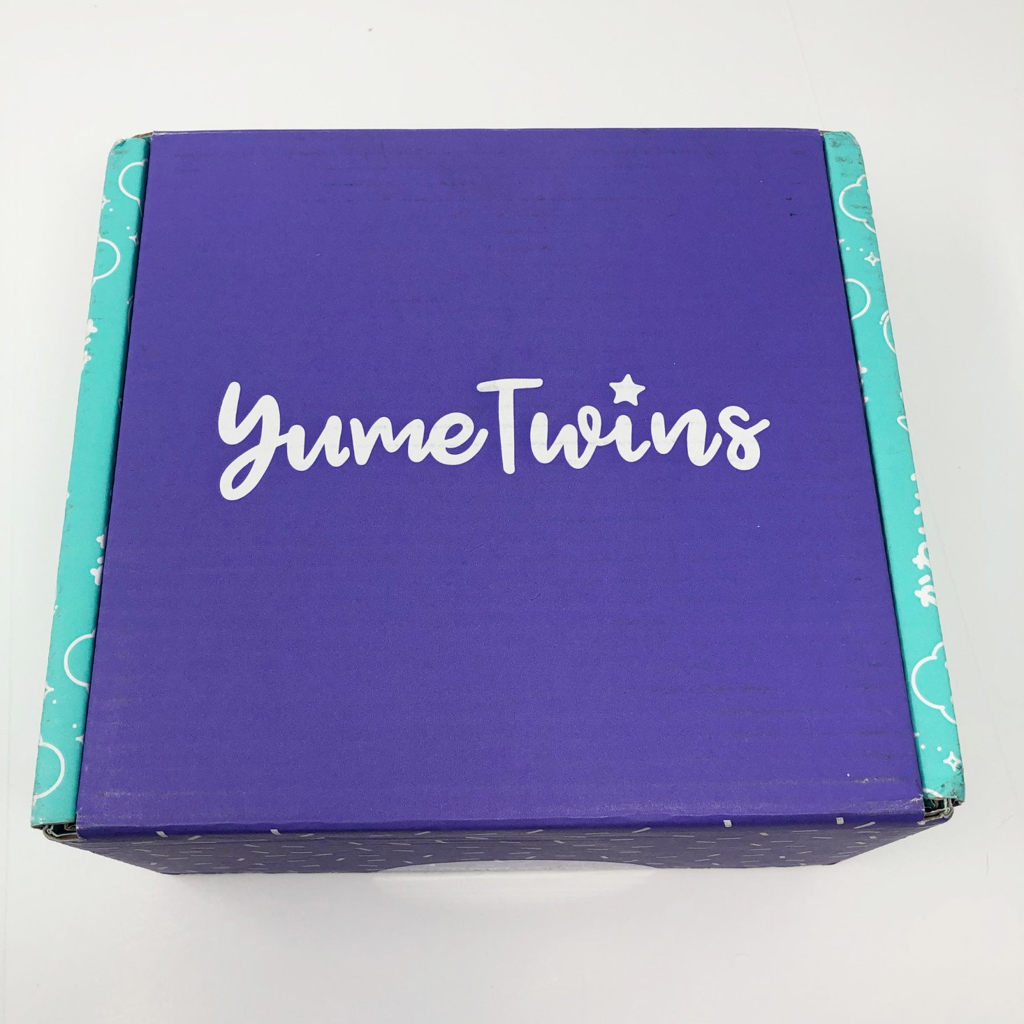 YumeTwins Subscription Box Review + Coupon – January 2019