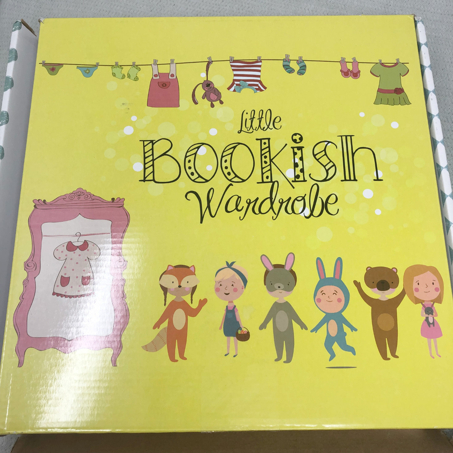 Little Bookish Wardrobe Kid’s Box Review + Coupon – April 2019