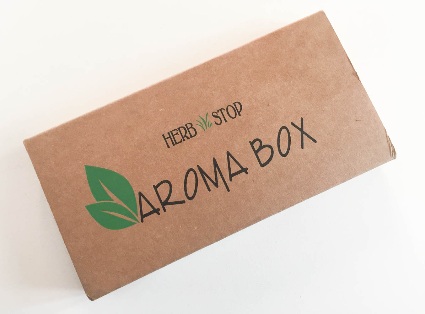 AromaBox Essential Oil Box Review + Coupon – March 2019