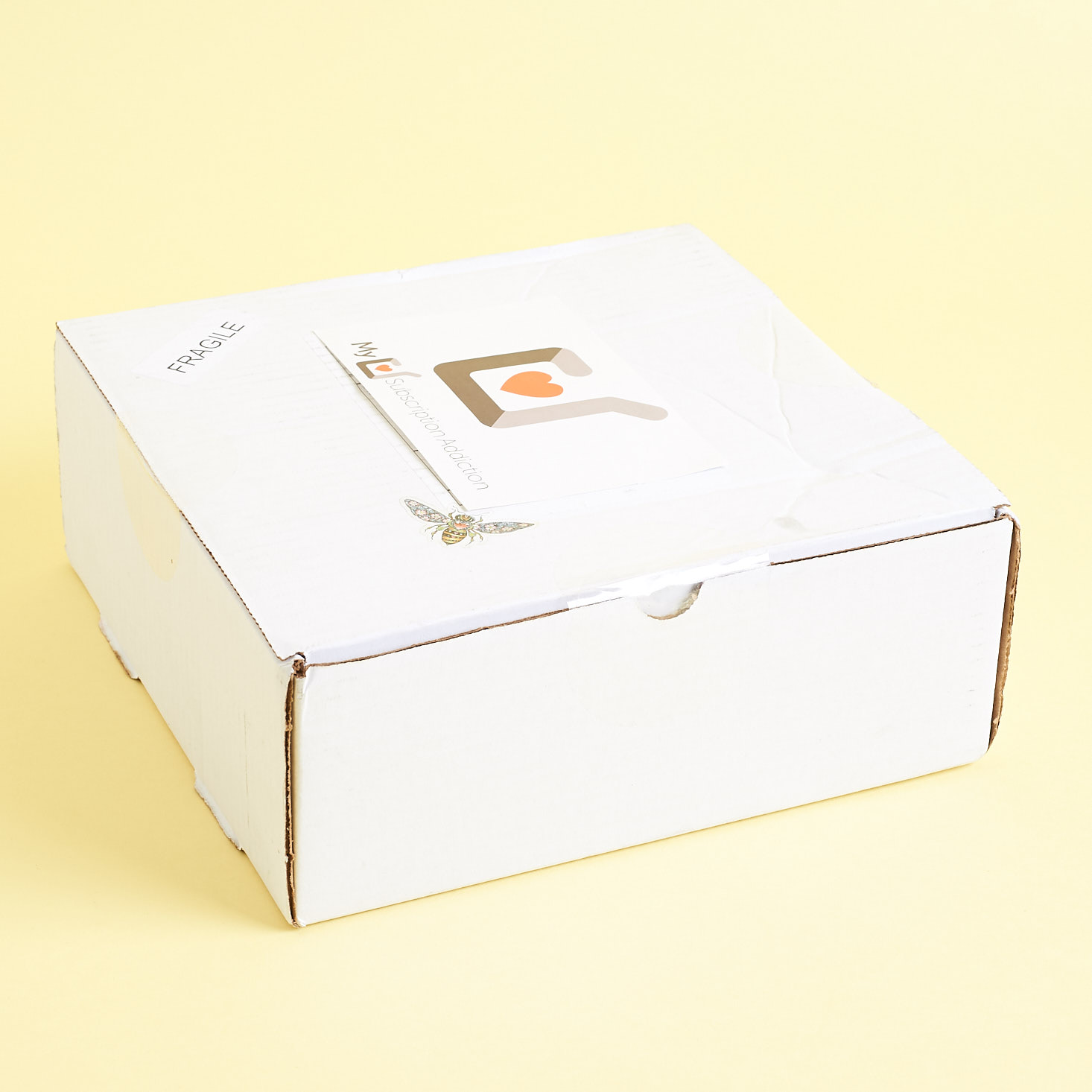 NSFW Heart + Honey Queen Bee Box Review + Coupon – April 2019