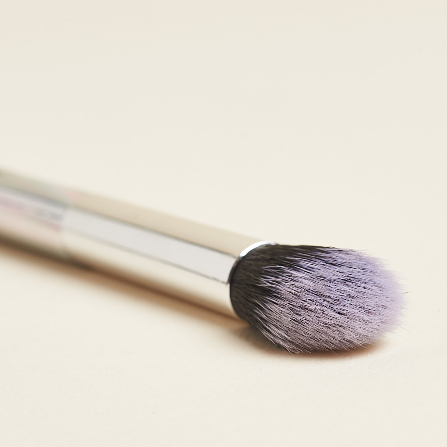 Ipsy May 2019 beauty subscription box review brush head