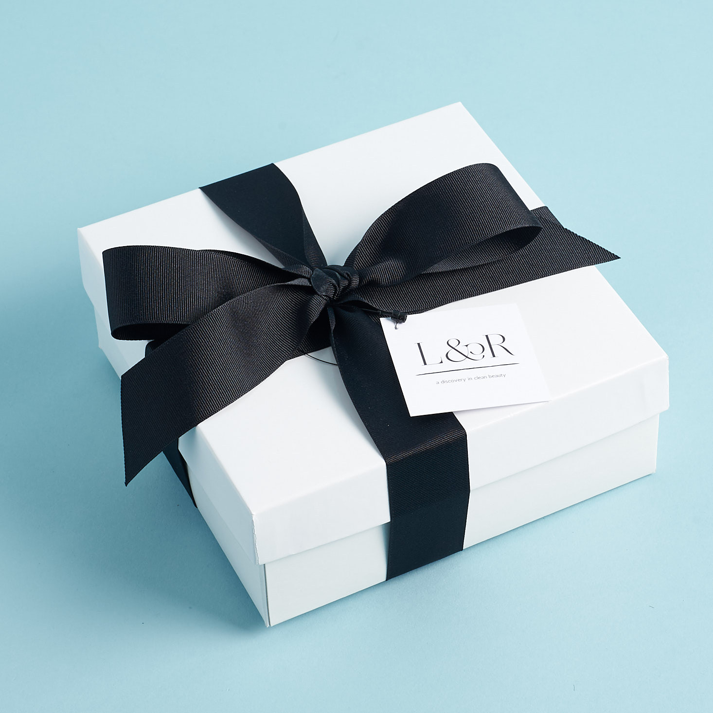 Laurel & Reed Subscription Box Review + Coupon – April 2019