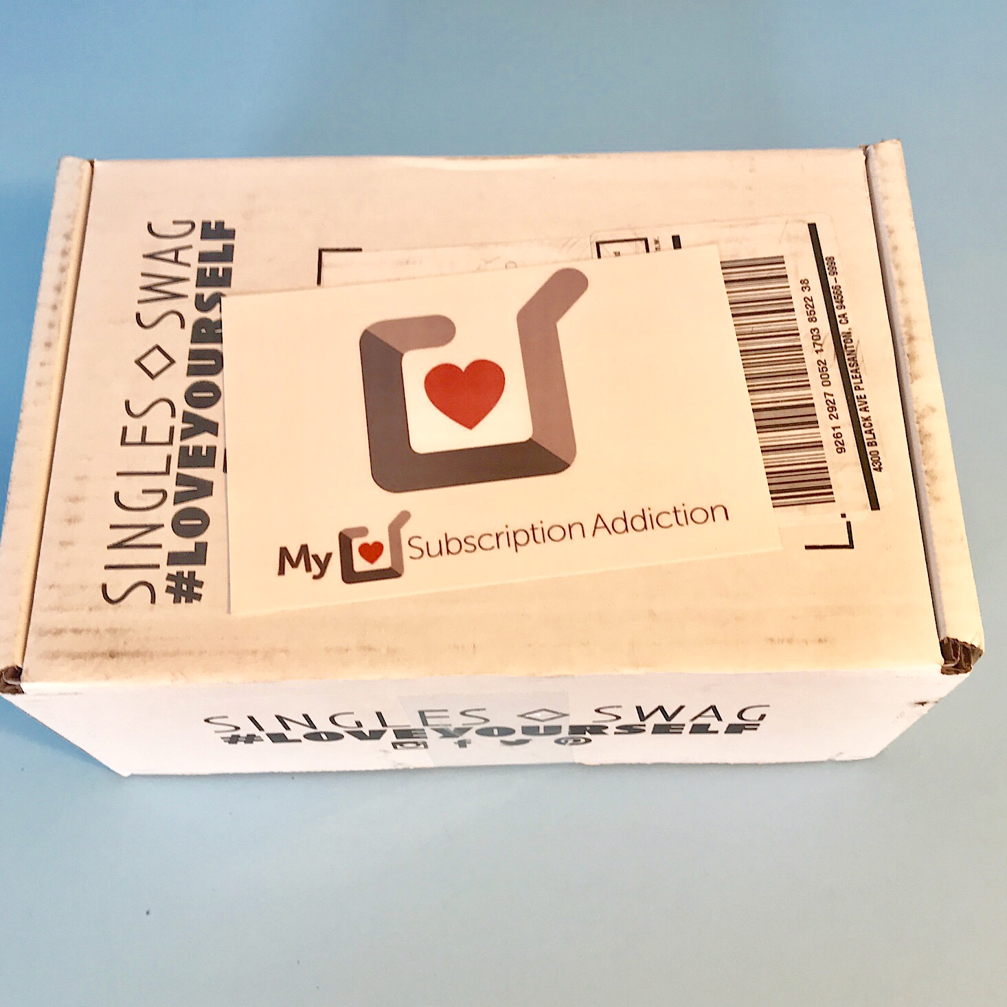 SinglesSwag Subscription Box Review + Coupon – April 2019