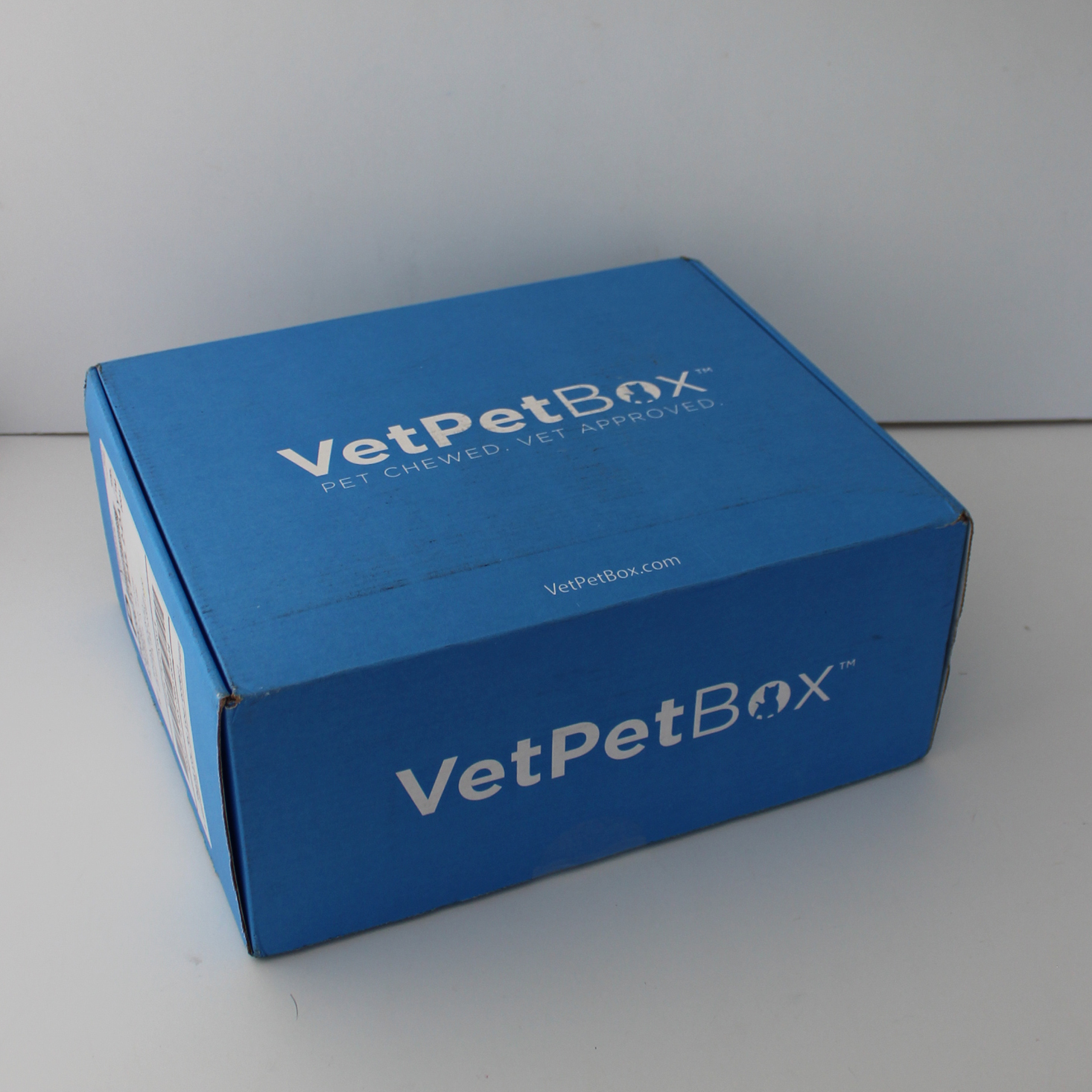 VetPet Box Cat Subscription Review + Coupon –  April 2019