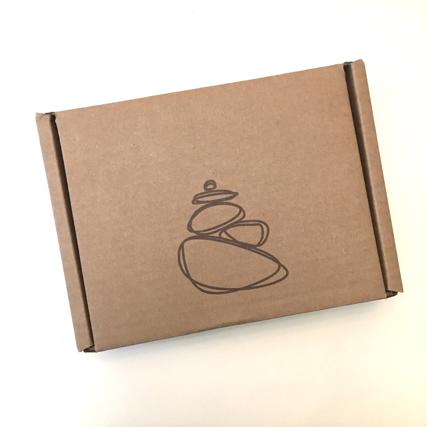 Cairn Outdoor Subscription Box Review + Coupon – May 2019