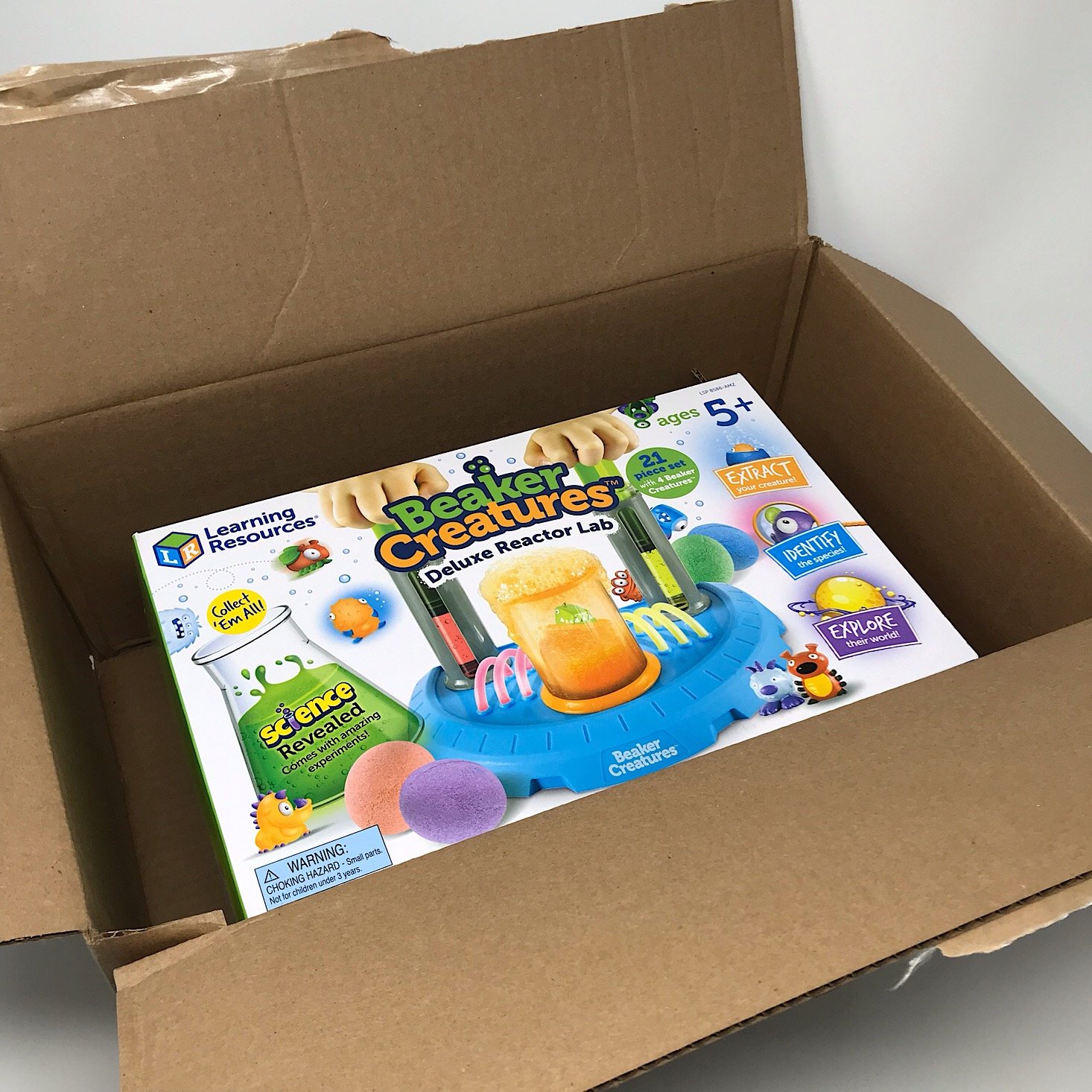 Amazon STEM Toy Club Review, Ages 5 to 7: Learning Resources Beaker Creatures Deluxe Reactor Lab