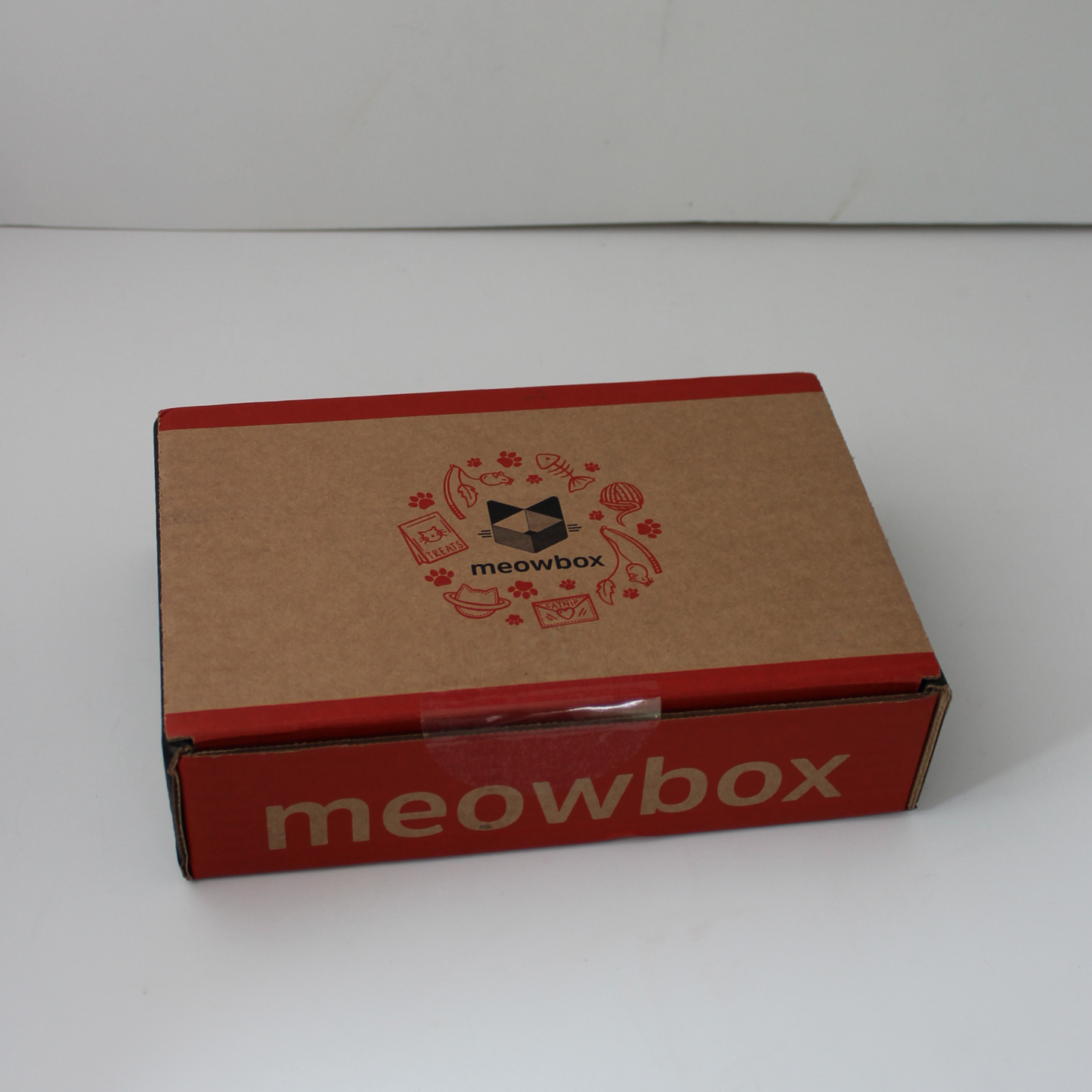 Meowbox Cat Subscription Box Review + Coupon – May 2019