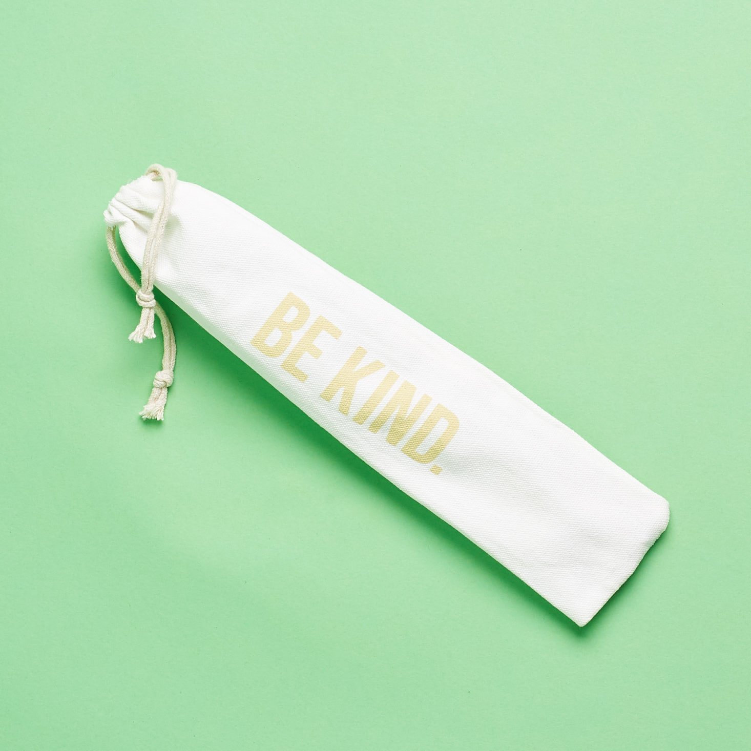 Be Kind by Ellen Summer June 2019 review straw pouch