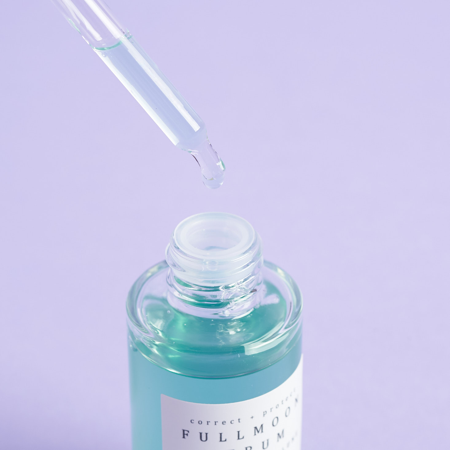 CLose up of dropper for Graydon Fullmoon Serum