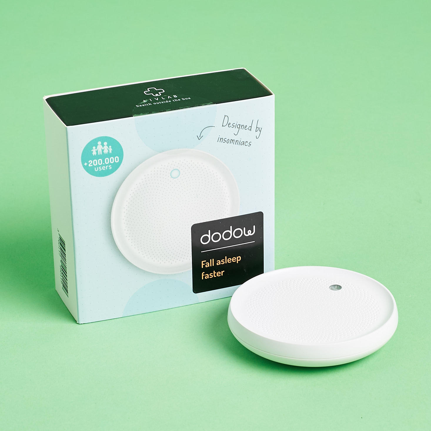 Dodow Sleep Aid Device with box