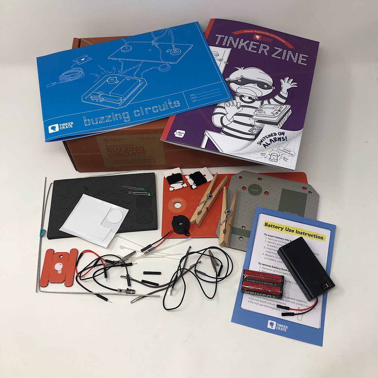 KiwiCo Tinker Crate Buzzing Circuits Review + Coupon