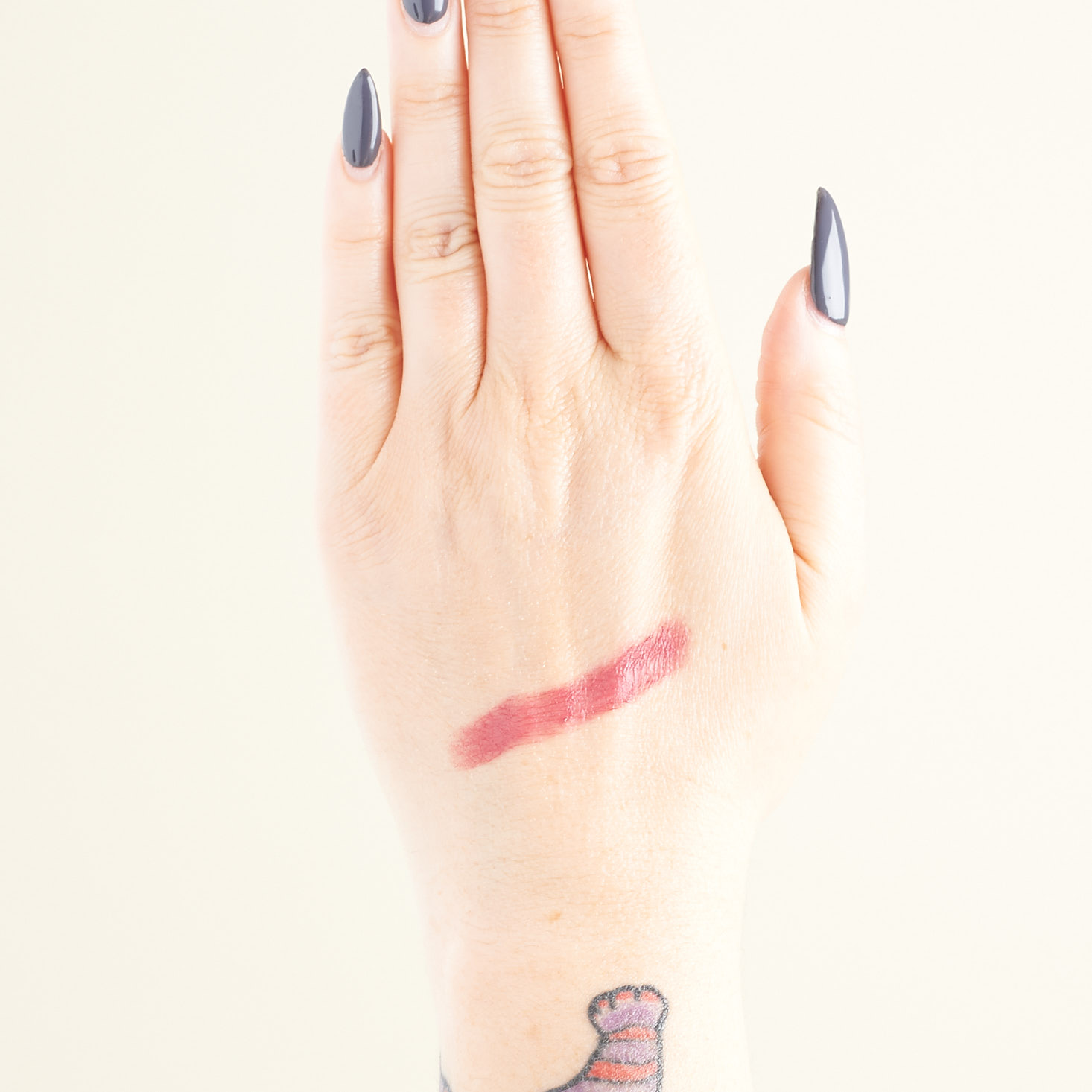 swatch of RiRe Air-Fit Velvet Lipstick in L01