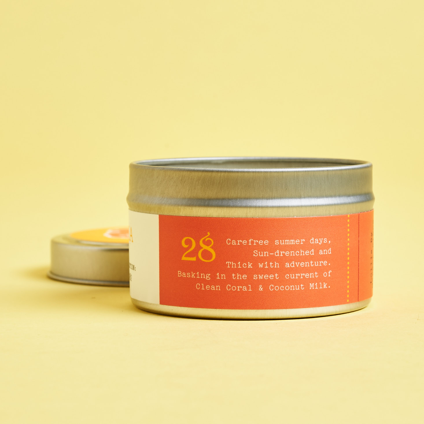 Margot Elena June 2019 review candle side