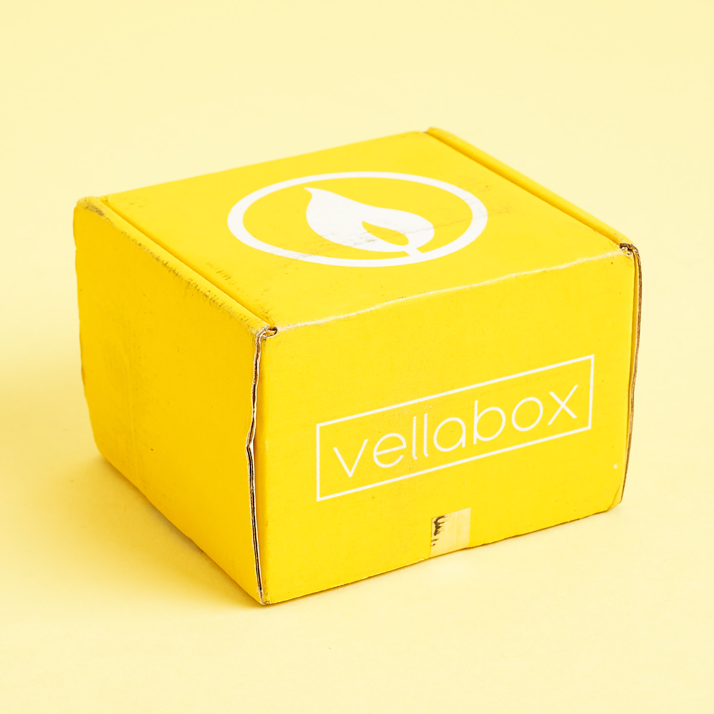 Vellabox Candle Subscription “Ignis” Review + Coupon – June 2019