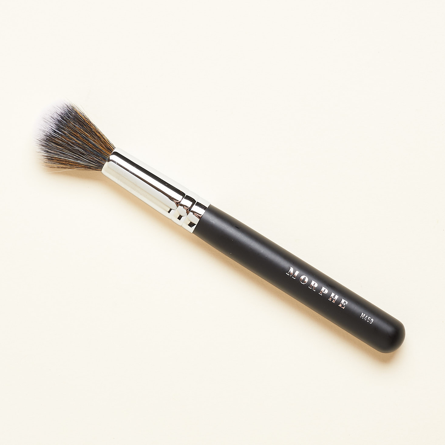 M450 round powder brush