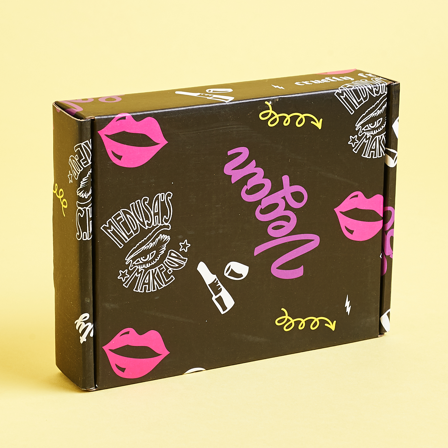 Medusa’s Make-Up Beauty Box Review + Coupon – July 2019