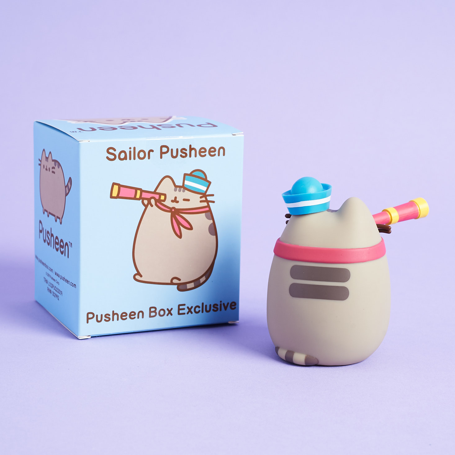 Back of Pusheen Sailor Vinyl Figure next to box