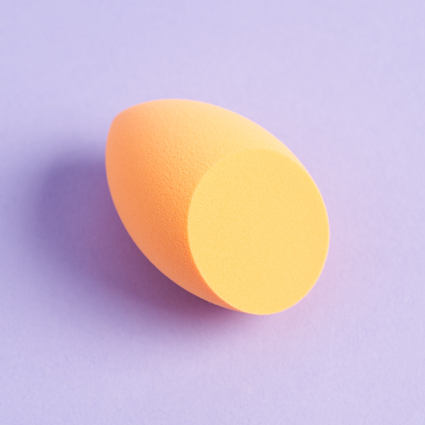 flat side of Real Techniques Miracle Complexion Sponge