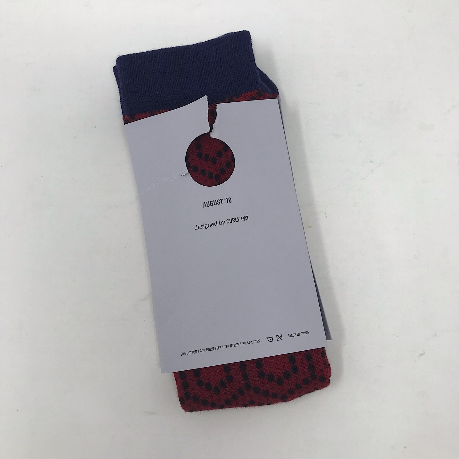 Wohven Socks Subscription Box Review + Coupon – August 2019