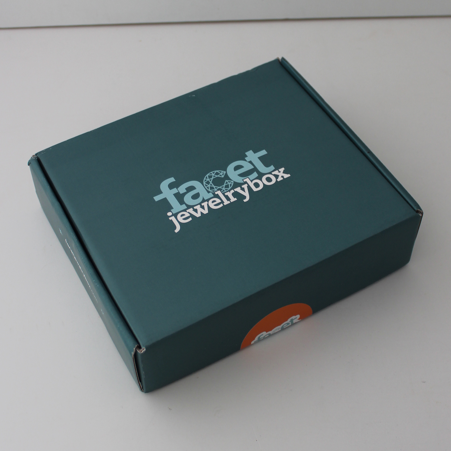 Facet Jewelry Box Bead Stitching Review – August 2019