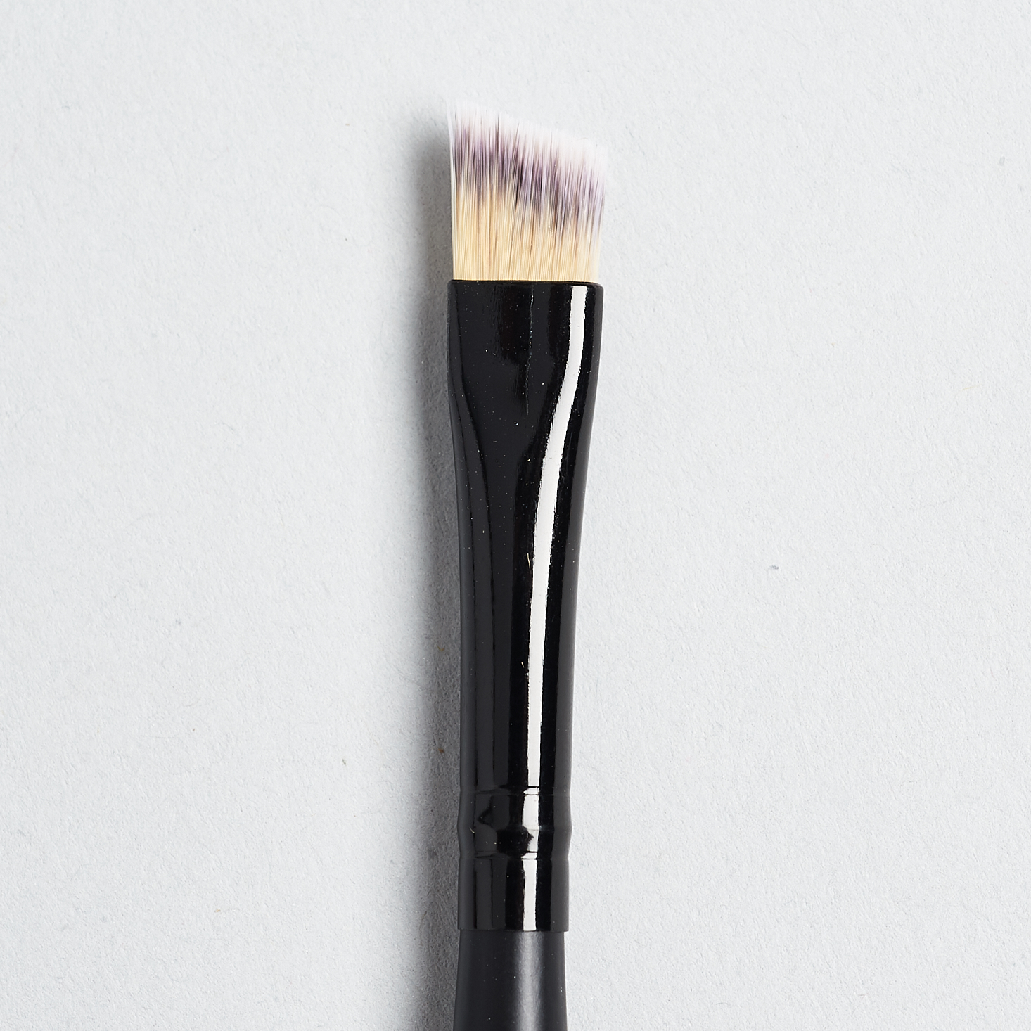 brow brush head with angled tip